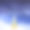圣诞树上覆盖着白雪的风景，夜空点缀着星星图片下载