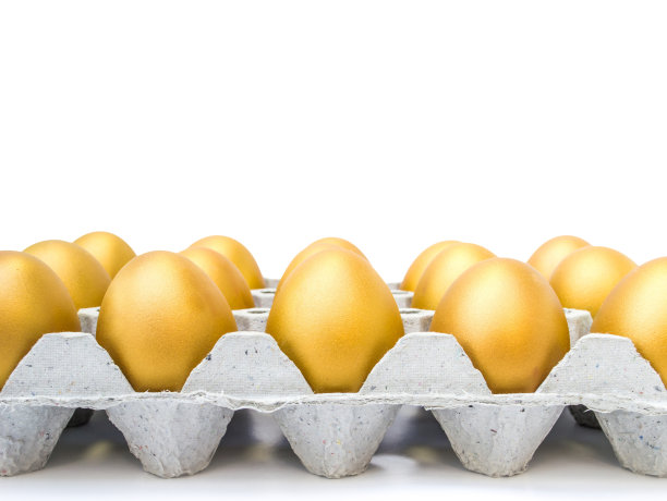 托盘里的金蛋图片下载