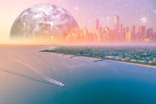 梦幻空中景观-船航行在海洋海岸线与现代城市天际线和巨大的外星星球在地平线上日落。这张照片的元素是由美国宇航局提供的图片下载