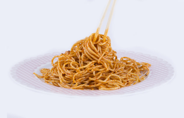 白底番茄酱意大利面图片下载