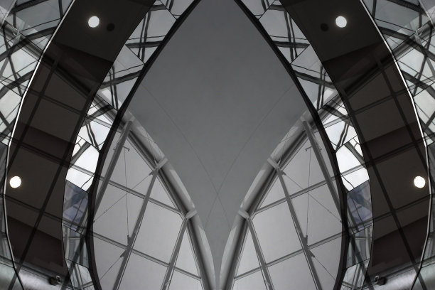 数字化渲染的建筑片段与曲线梁和射灯类似的圆顶天花板。抽象的现代建筑。图片下载