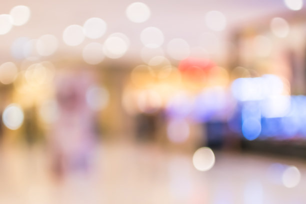 模糊的购物中心背景内大堂走廊与零售商店和柜台销售商品产品图片下载