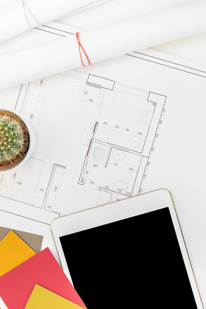 室内设计师桌子工作场所与房子的计划图片下载