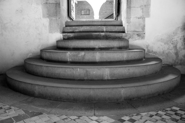 埃斯卡利耶图片下载