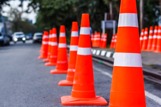 交通橙色圆锥，注意，小心图片下载