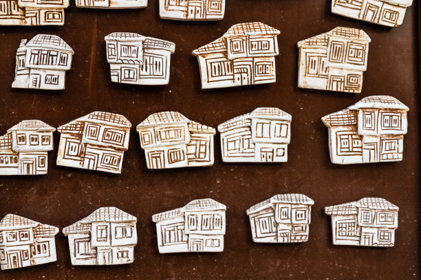 手工制作的海泡石饰品在各种形式图片下载