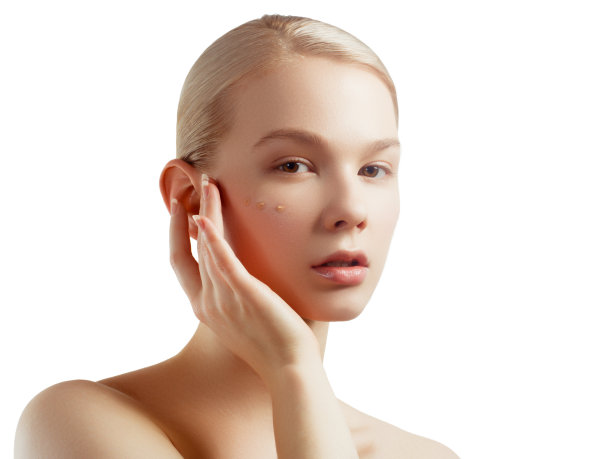 女人美丽的脸肖像与健康的皮肤。美女头像。美丽的水疗模特女孩与完美的新鲜干净的皮肤。青春护肤理念图片下载