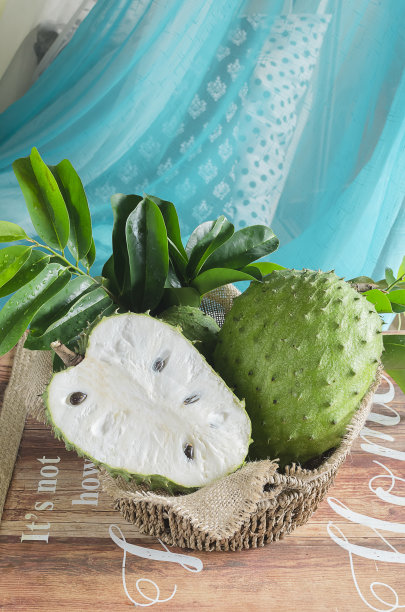 瓜纳巴纳水果或瓜纳巴纳奶昔图片下载