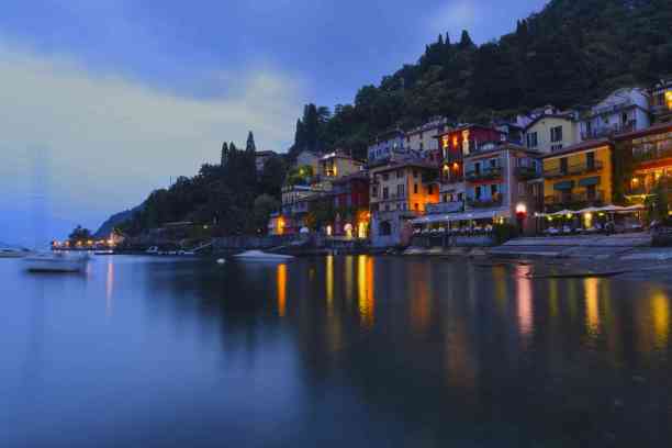 Varenna日落时图片下载