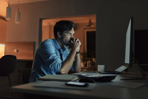 事业第一，健康第二图片下载