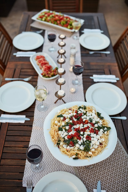 现在客人们到了图片下载