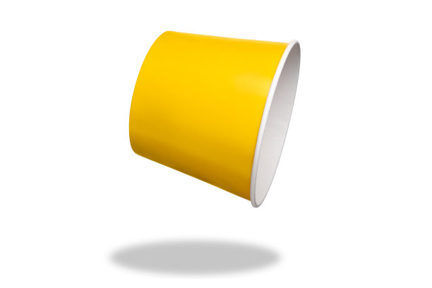 黄色的纸板桶是空的，用来装鸡腿、爆米花、鸡块。图片下载