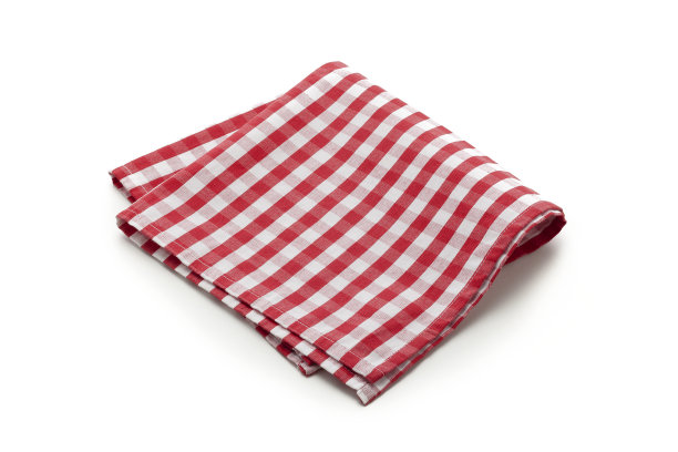 折叠的野餐红布孤立在白色的背景图片下载