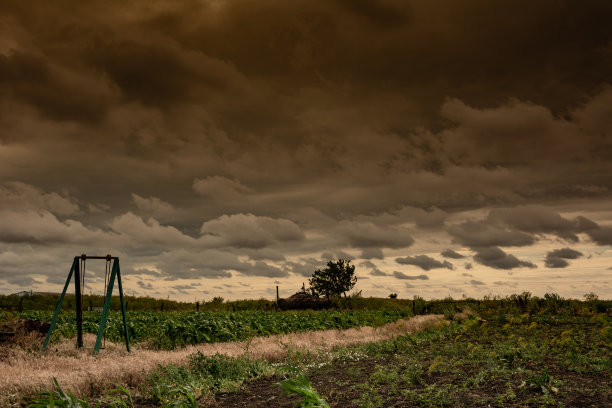 悲观的农村风景图片下载