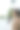 女商人斜靠在外面的墙上图片下载