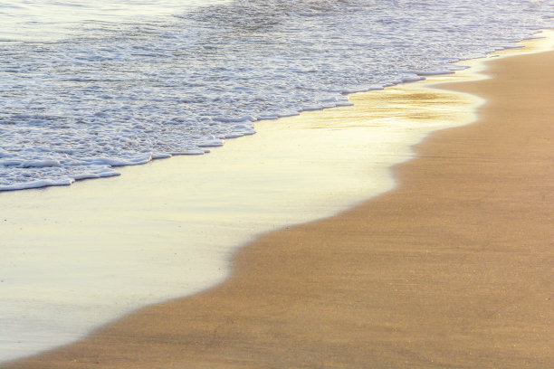 日落时分的沙滩图片下载