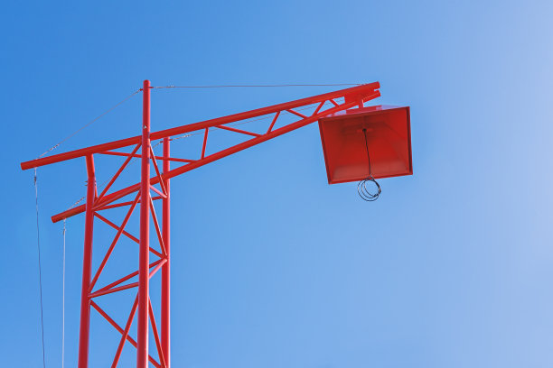 建筑起重机风格的城市照明图片下载