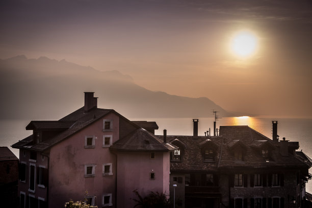 勒曼湖之夜图片下载