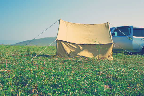 野外的帆布帐篷图片下载
