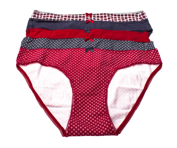 白色背景上的一组女性内裤图片下载