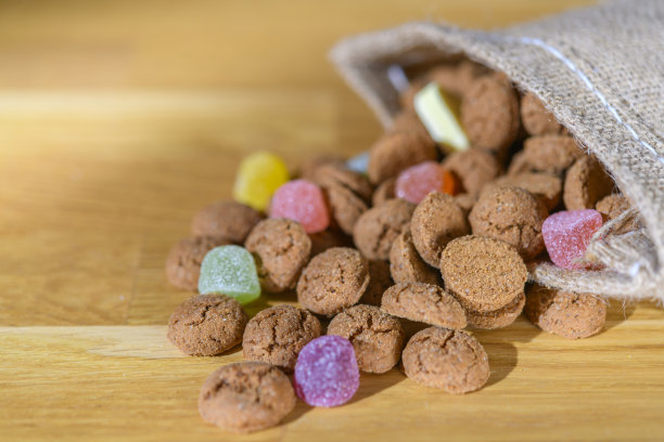 圣诞薄荷糖是荷兰儿童的节日礼物图片下载