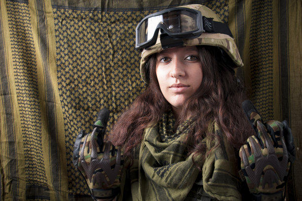 一个女兵的肖像图片下载