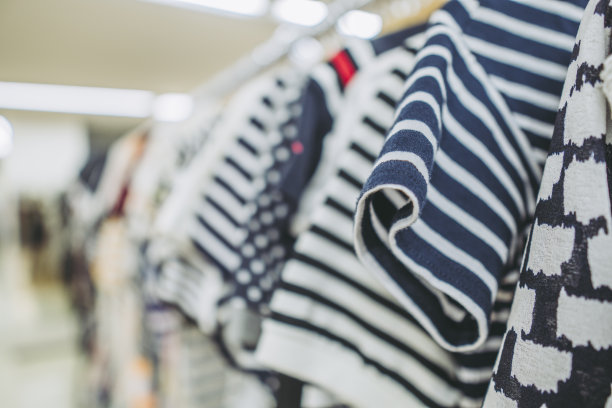 回收和旧衣服图片下载