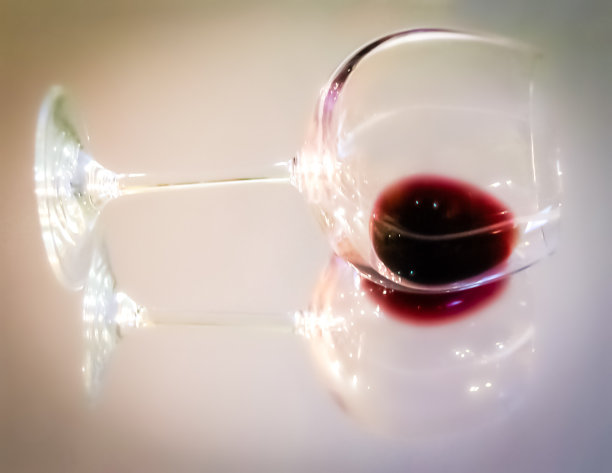 葡萄酒反射图片下载