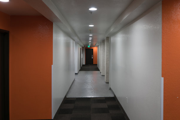 酒店大厅的门图片下载