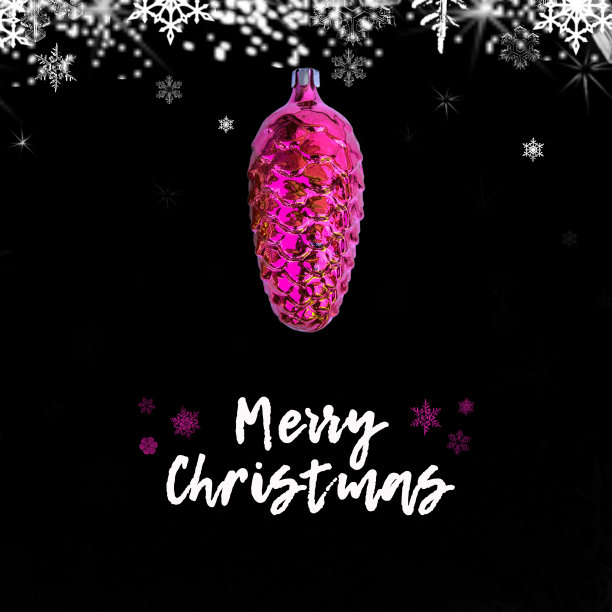 复古圣诞装饰物-松木玻璃锥，亮粉色霓虹新年玩具与白色的雪花在黑色的背景。圣诞快乐装饰理念，贺卡。图片下载