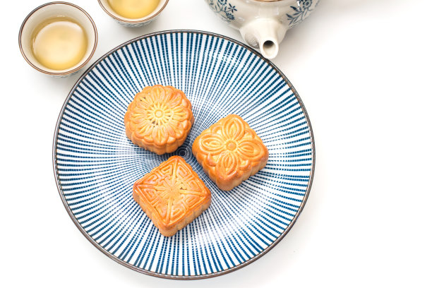 中秋月饼白背景图片下载