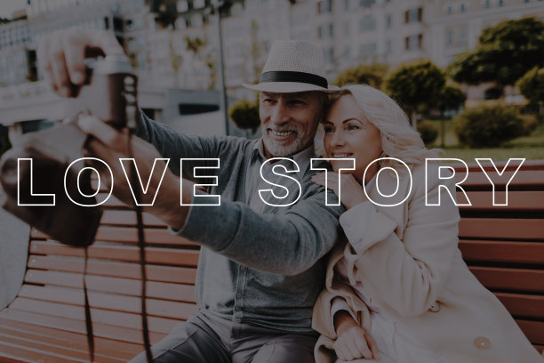 有问题。老胶片相机。快乐的在一起。退休了。图片下载