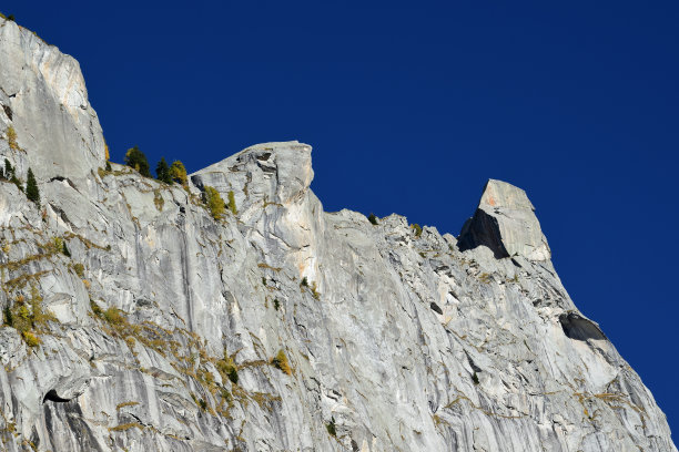秋天的夸利多山图片下载