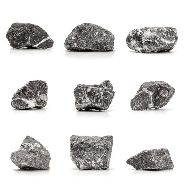 收集的石头孤立在白色的背景。近距离图片下载
