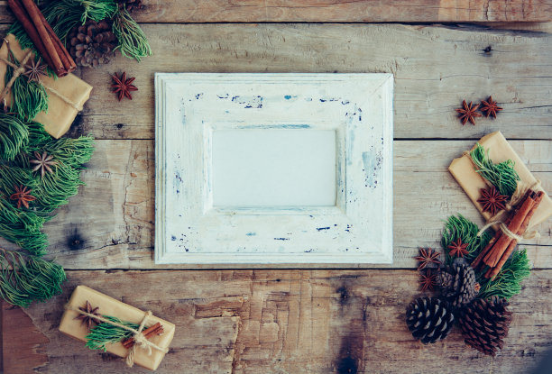 时尚的圣诞品牌模型为您的艺术品。图片下载