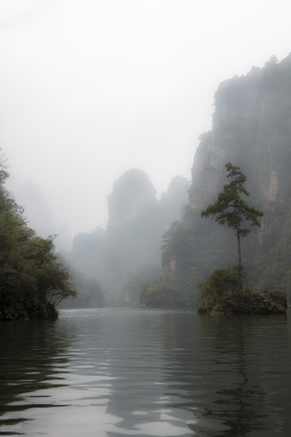 VA116 中国张家界宝邦何苏图片下载