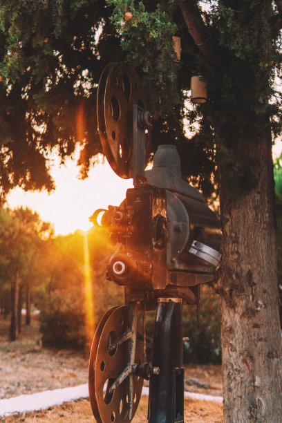 古色古香的晒膜机图片下载