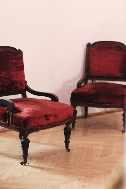 复古红色天鹅绒椅子内角图片下载
