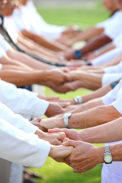 团队建设为团结和全力支持合作，员工多元化为连接好力量，增强同理心、同情心图片下载