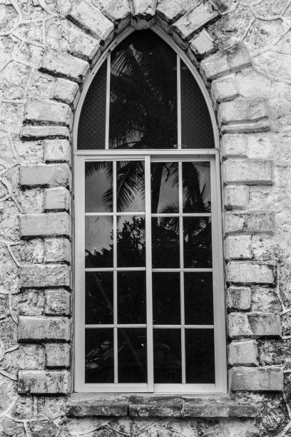 教堂的窗户图片下载