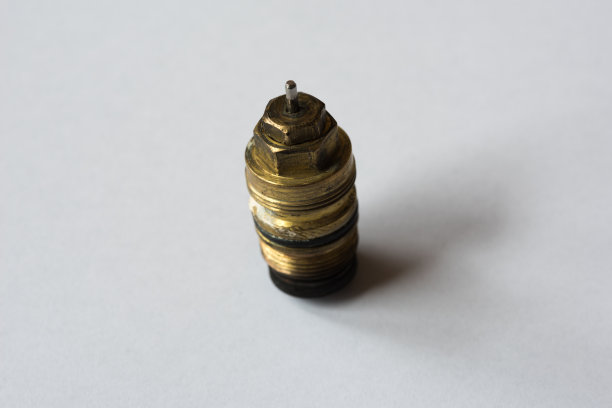 阀门插入散热器图片下载