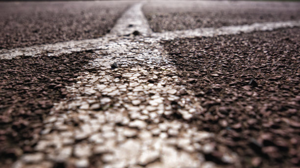 体育场的跑道图片下载