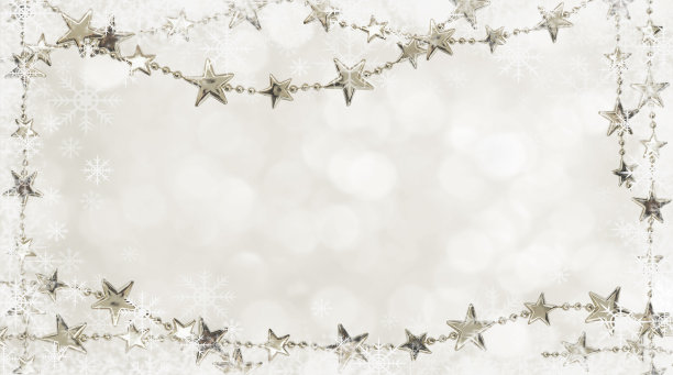 用星星和珠子装饰的圣诞花环图片下载