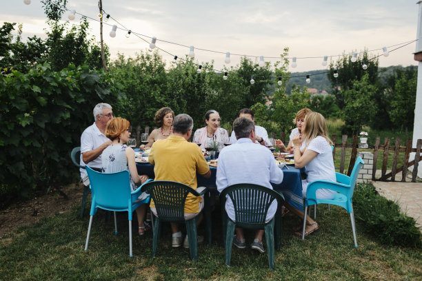 新鲜的一餐图片下载