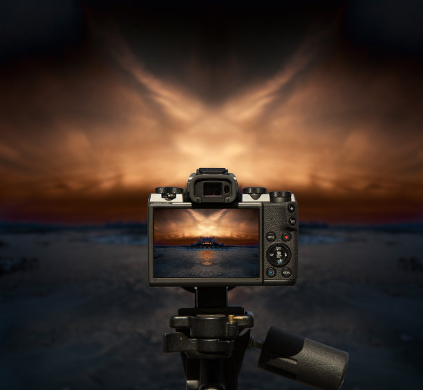 相机在抽象背景上图片下载