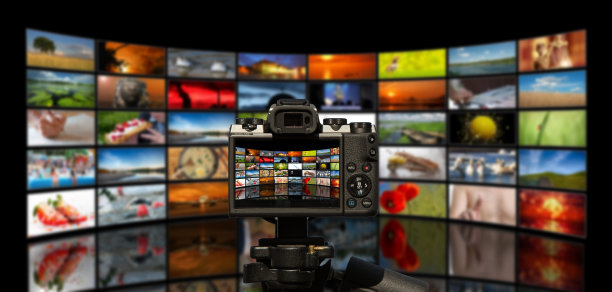 电视机上的照相机和墙——黑色图片下载