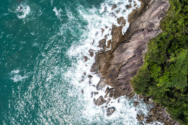 岩石俯视图图片下载