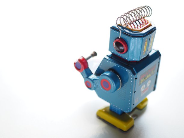 由锌片印刷而成。这是以前的玩具。在一个白色的背景和复古概念的集合。图片下载