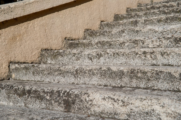 石阶和栏杆的阴影，砂岩。图片下载