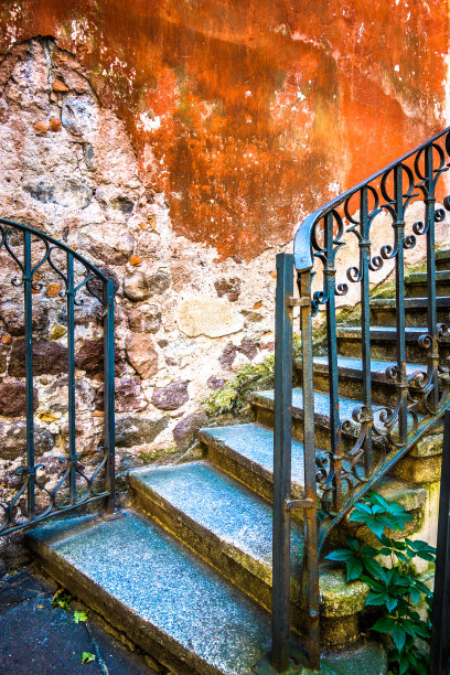 旧的楼梯图片下载